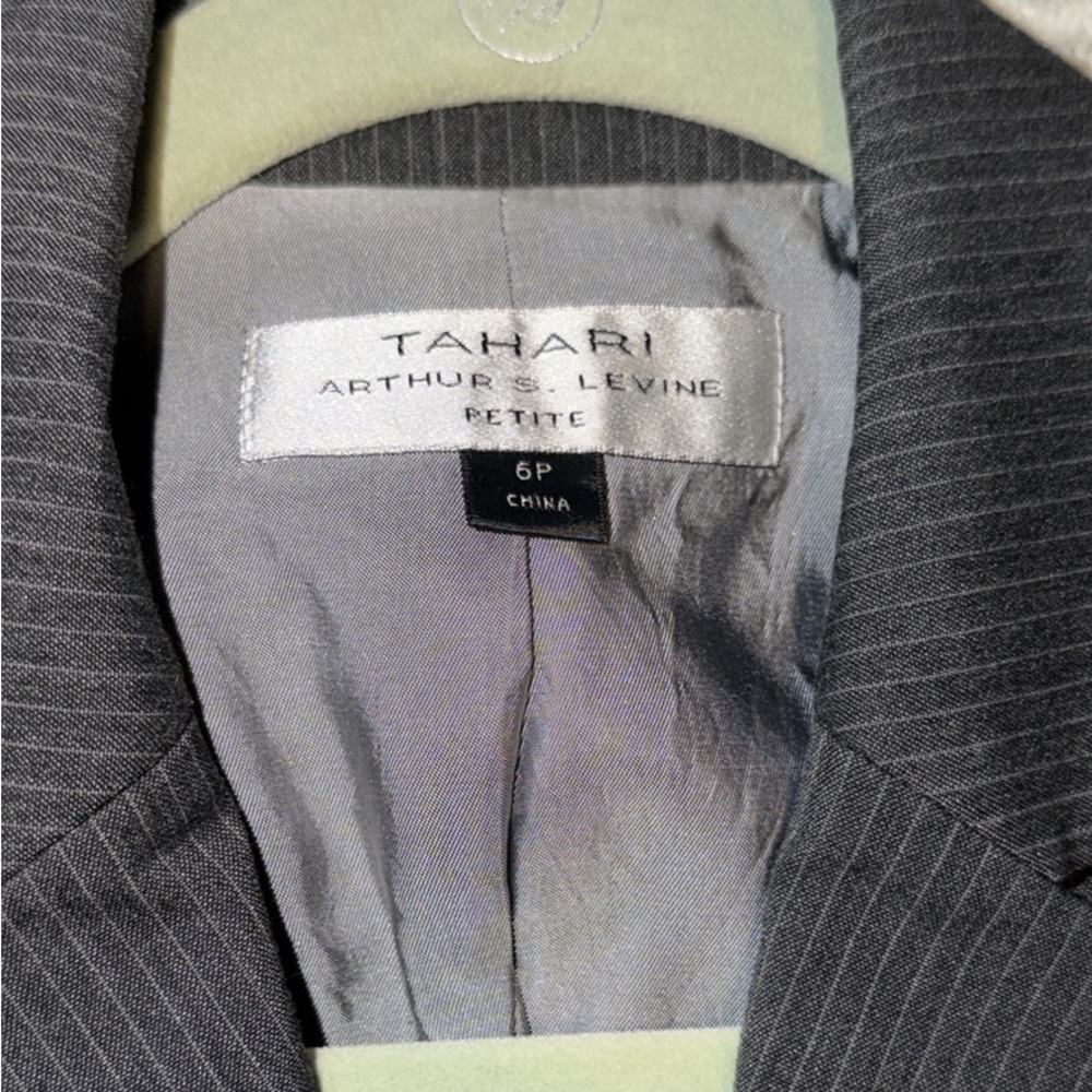 Tahari Gray Pinstripe Suit/Skirt Blazer Set - Picture 2 of 8